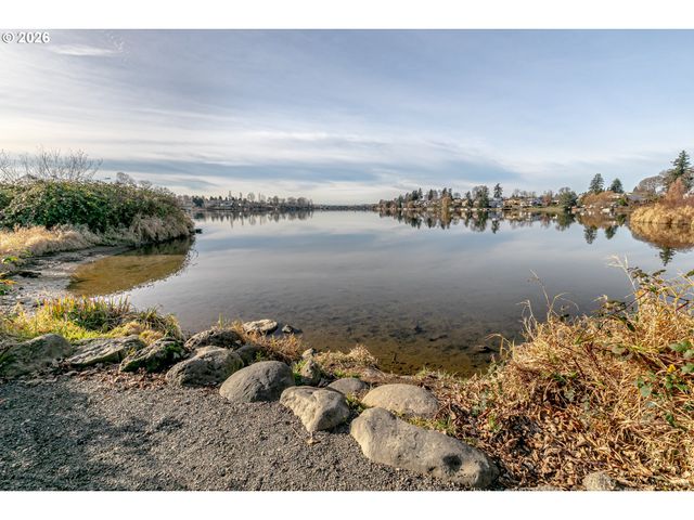 21315 ROSE Ln, Fairview, OR 97024