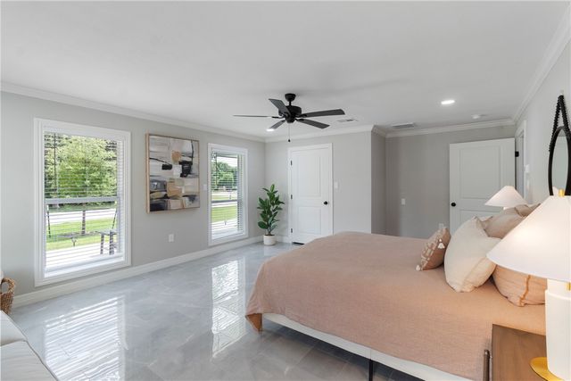 1502 Merry Oaks Drive, College Station, TX 77840