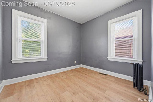 13572 Saint Marys Street, Detroit, MI 48227
