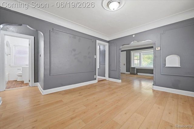 13572 Saint Marys Street, Detroit, MI 48227