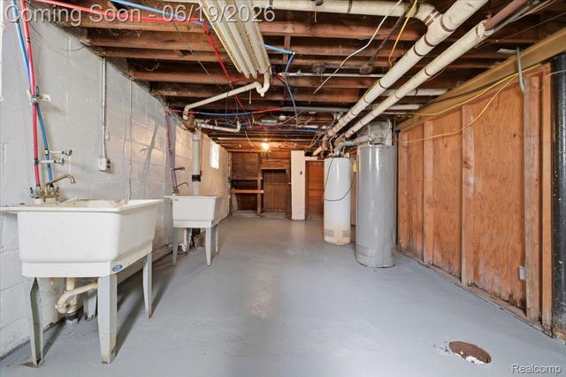 13572 Saint Marys Street, Detroit, MI 48227