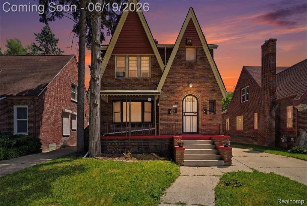 13572 Saint Marys Street, Detroit, MI 48227