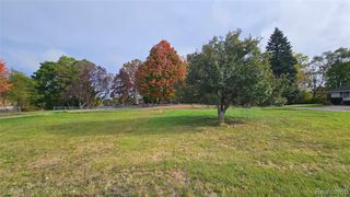 4022 Beecher Road, Flint, MI 48532