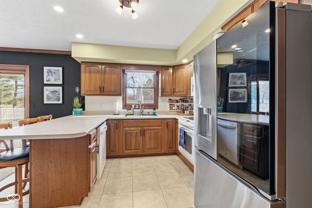 1211 Normandie Drive, Avon, IN 46123