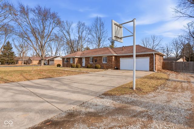 1211 Normandie Drive, Avon, IN 46123