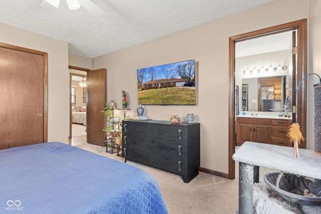 1211 Normandie Drive, Avon, IN 46123