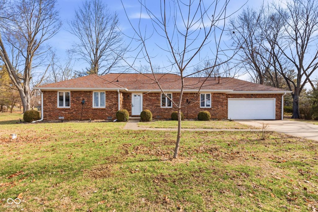 1211 Normandie Drive, Avon, IN 46123