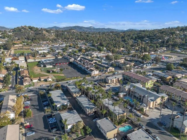 1000 S Mollison Ave 12, El Cajon, CA 92020