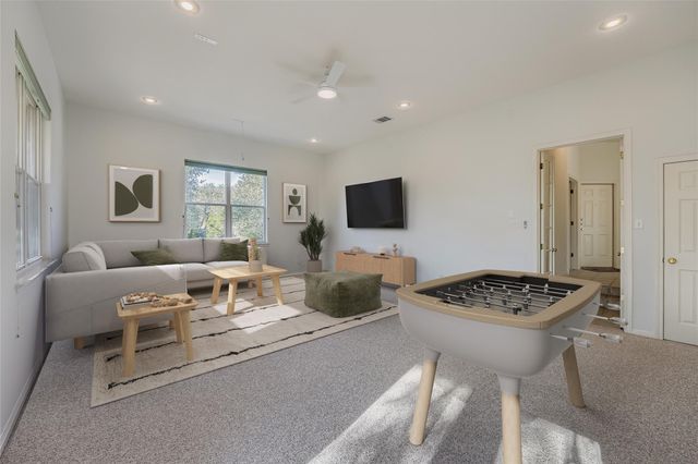 8204 Texas Plume RD, Austin, TX 78759