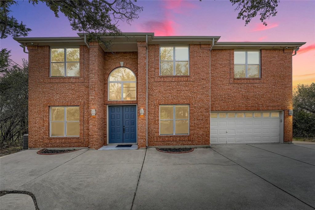 8204 Texas Plume RD, Austin, TX 78759