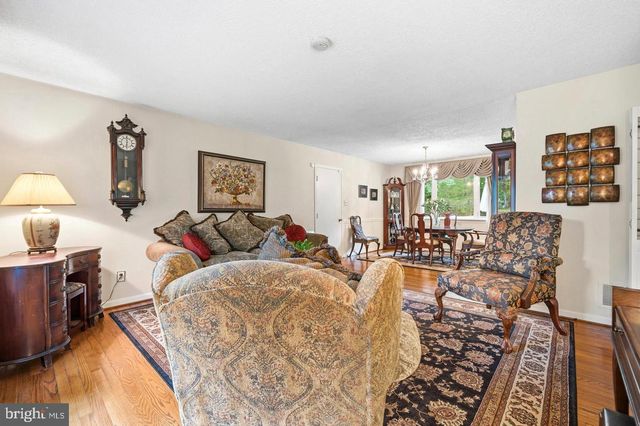 9618 RANDALL DR, White Plains, MD 20695