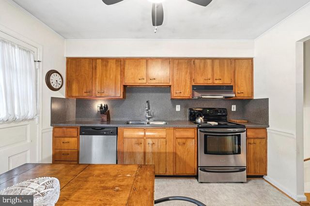 9618 RANDALL DR, White Plains, MD 20695