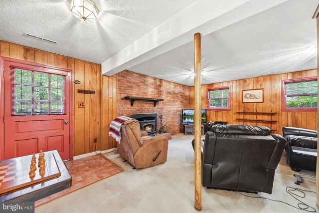 9618 RANDALL DR, White Plains, MD 20695