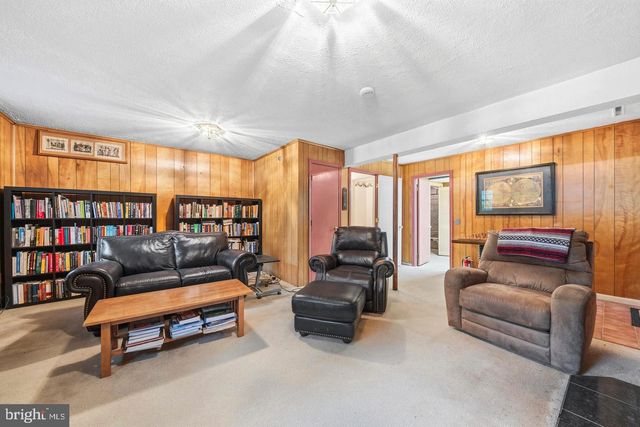9618 RANDALL DR, White Plains, MD 20695