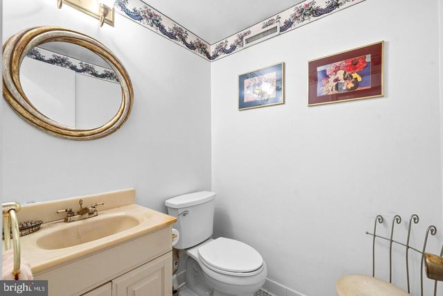 9618 RANDALL DR, White Plains, MD 20695