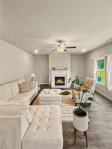 369 Auburn Crossing Drive, Auburn, GA 30011