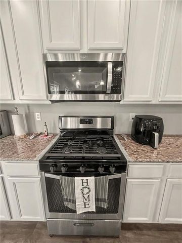 369 Auburn Crossing Drive, Auburn, GA 30011