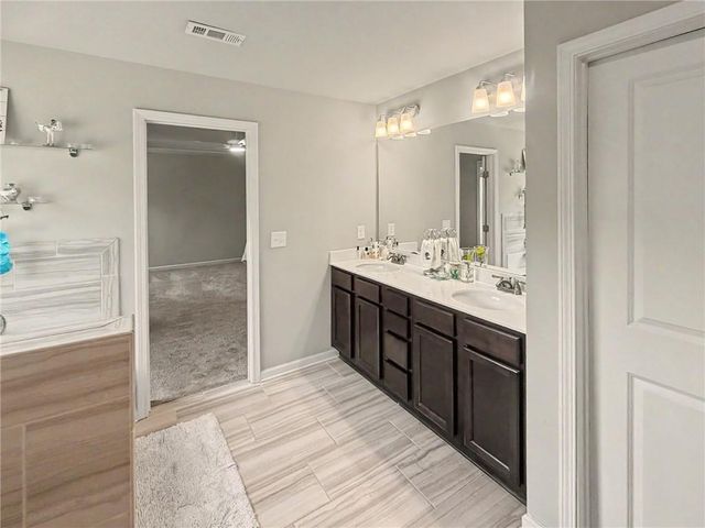 369 Auburn Crossing Drive, Auburn, GA 30011