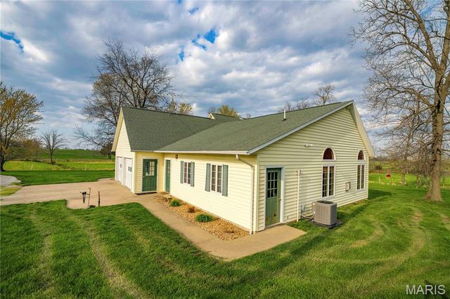 18320 State Highway KK, Sedgewickville, MO 63781