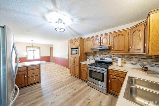 18320 State Highway KK, Sedgewickville, MO 63781