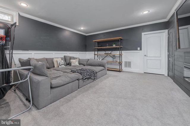 204 BRODIE CT, Mullica Hill, NJ 08062