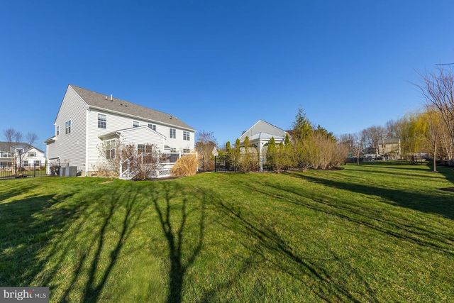 204 BRODIE CT, Mullica Hill, NJ 08062