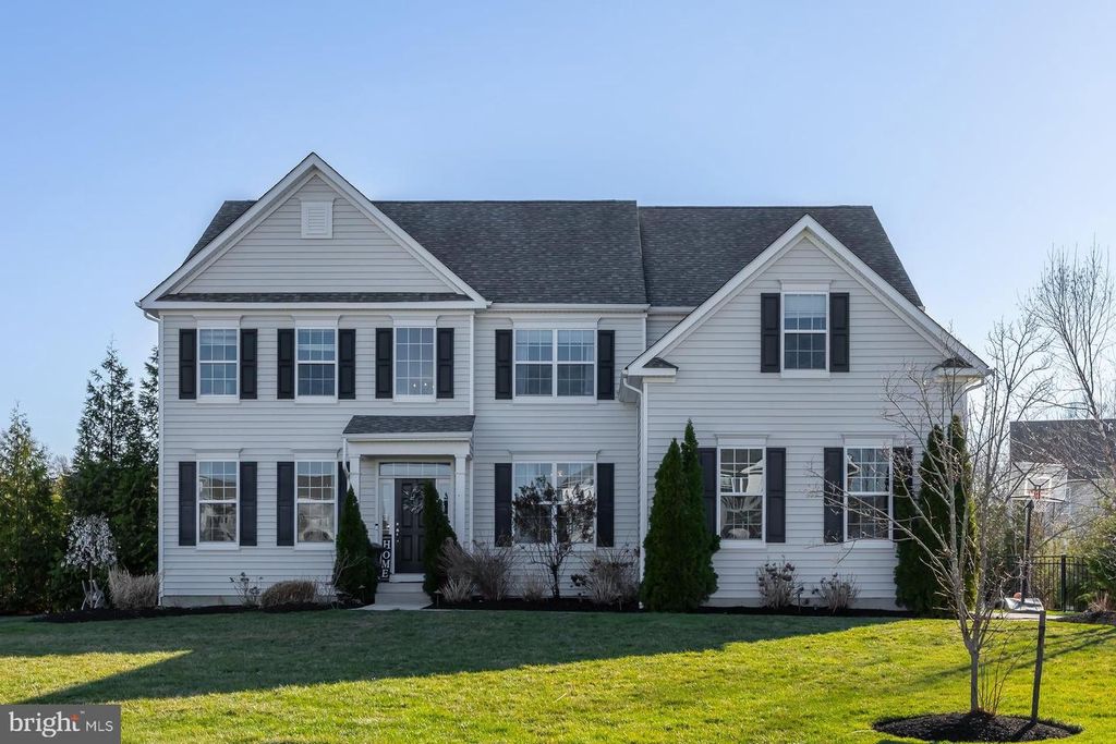 204 BRODIE CT, Mullica Hill, NJ 08062