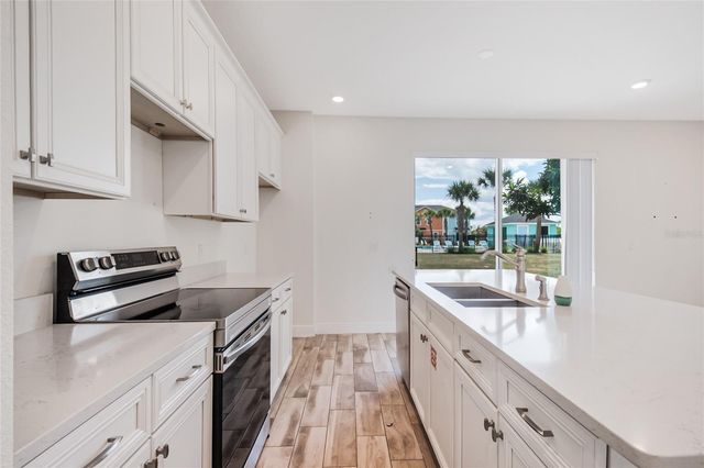 2915 CASTAWAY LANE, Kissimmee, FL 34747