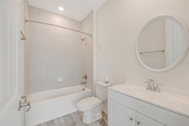 2915 CASTAWAY LANE, Kissimmee, FL 34747