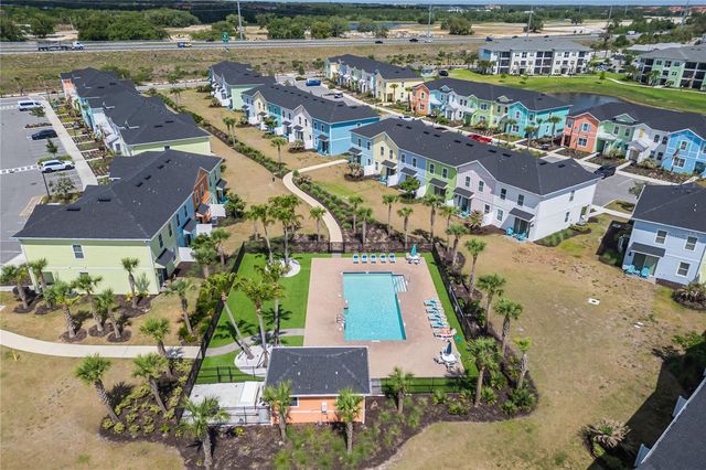 2915 CASTAWAY LANE, Kissimmee, FL 34747