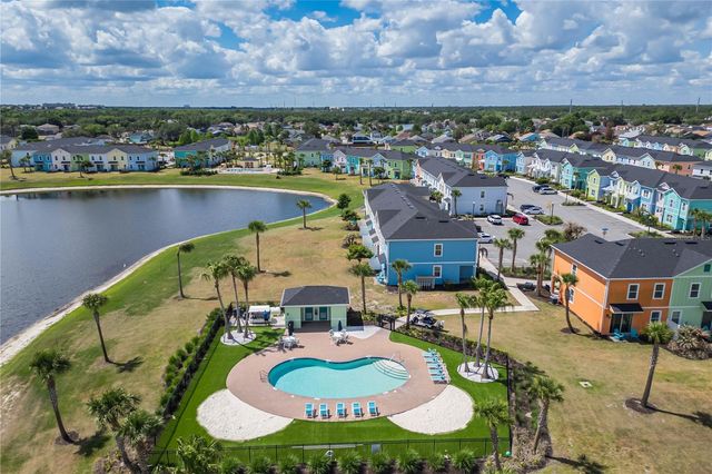 2915 CASTAWAY LANE, Kissimmee, FL 34747