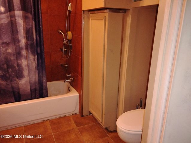 144 Plummer Circle, Jackson, MS 39212