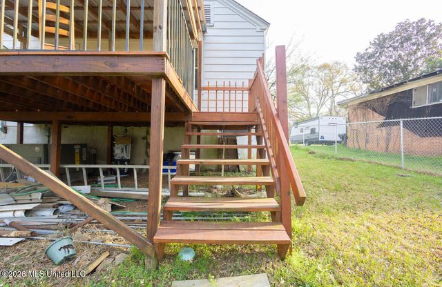 144 Plummer Circle, Jackson, MS 39212