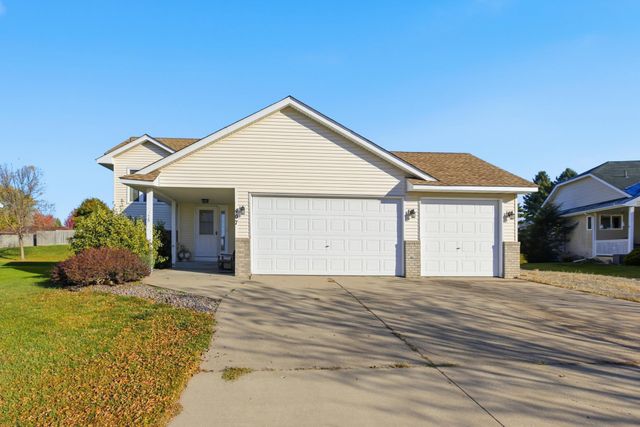 407 Buffalo Run Road, Buffalo, MN 55313