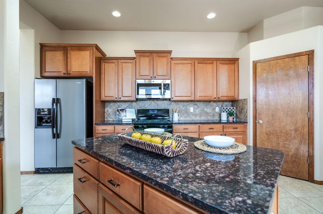 4601 Monte Frio Drive NW, Albuquerque, NM 87120