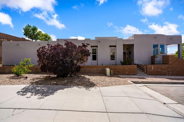 4601 Monte Frio Drive NW, Albuquerque, NM 87120