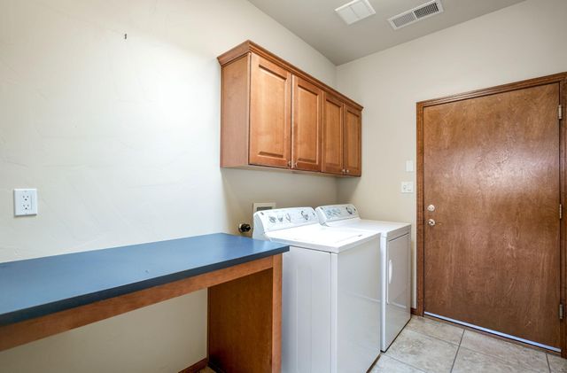 4601 Monte Frio Drive NW, Albuquerque, NM 87120