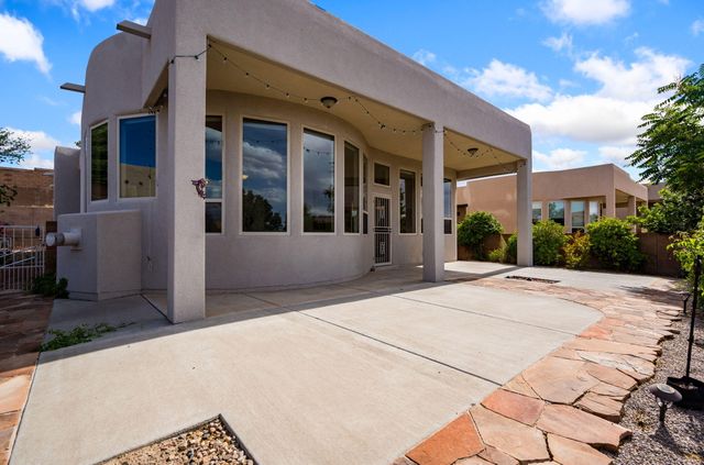 4601 Monte Frio Drive NW, Albuquerque, NM 87120