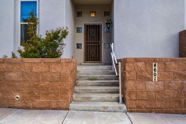 4601 Monte Frio Drive NW, Albuquerque, NM 87120