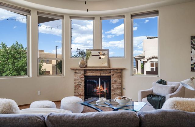 4601 Monte Frio Drive NW, Albuquerque, NM 87120
