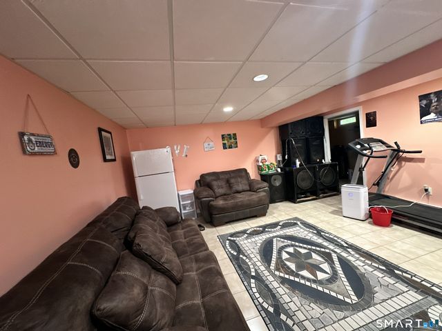 48 Ferguson Road, Manchester, CT 06040