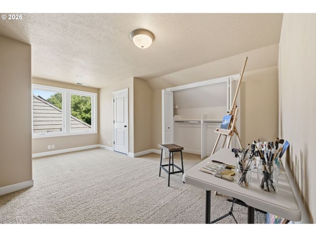 2230 TURNBERRY Ct, Eugene, OR 97401