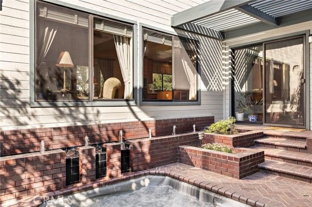 31551 VIA COYOTE, Laguna Hills, CA 92679