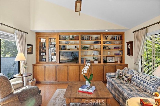 31551 VIA COYOTE, Laguna Hills, CA 92679