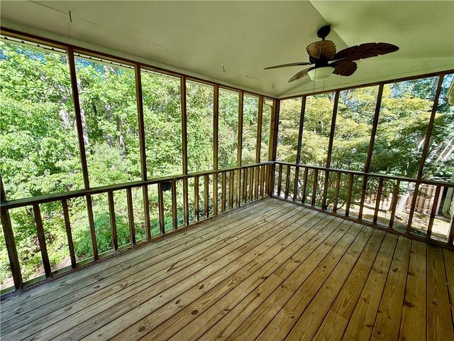 3682 Autumn View Drive NW, Acworth, GA 30101