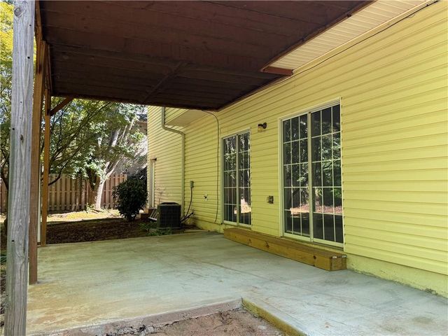 3682 Autumn View Drive NW, Acworth, GA 30101