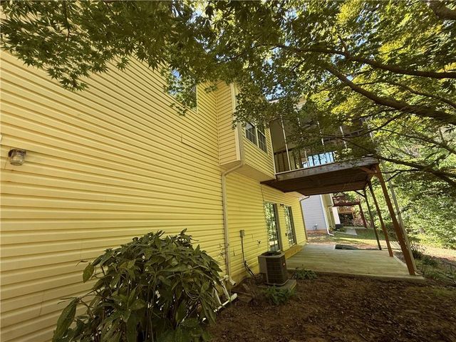 3682 Autumn View Drive NW, Acworth, GA 30101