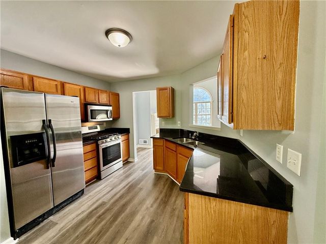 3682 Autumn View Drive NW, Acworth, GA 30101