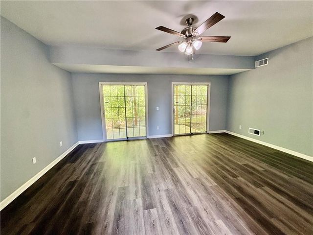 3682 Autumn View Drive NW, Acworth, GA 30101