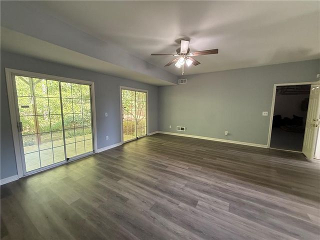 3682 Autumn View Drive NW, Acworth, GA 30101